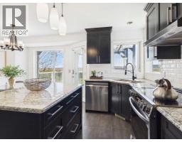 2pc Bathroom - 717 Sierra Madre Court Sw, Calgary, AB T3H3J1 Photo 10