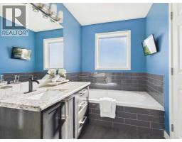 717 Sierra Madre Court Sw, Calgary, AB T3H3J1 Photo 25
