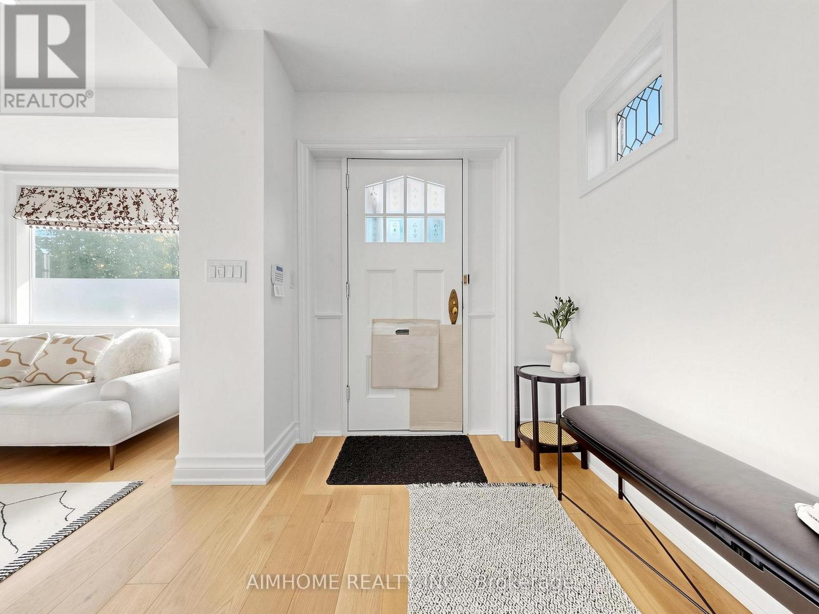 280 Fairlawn Avenue, Toronto, ON photo 2