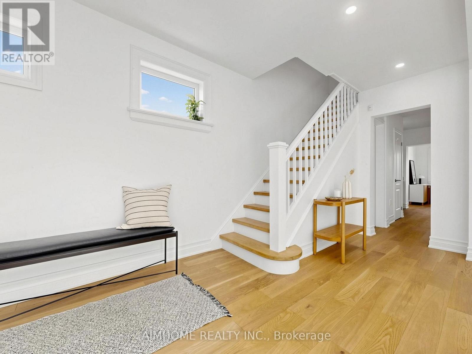 280 Fairlawn Avenue, Toronto, ON photo 21