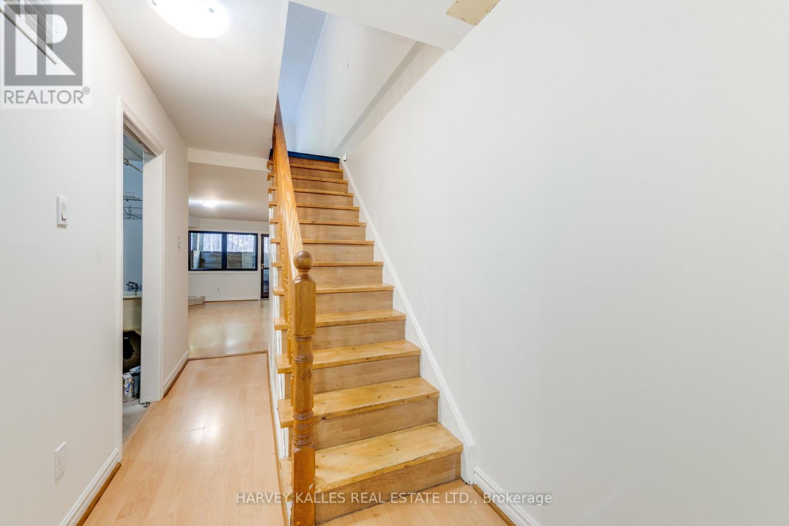 16 St. James Court, Toronto, ON photo 24