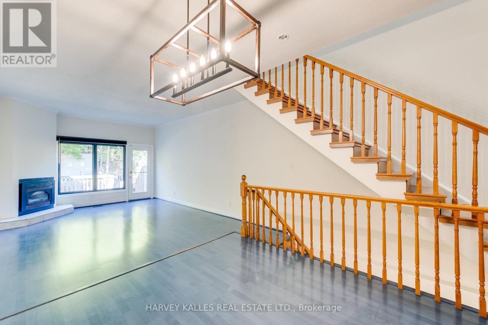 16 St. James Court, Toronto, ON photo 7
