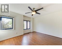 16 St. James Court, Toronto, ON M4X1X4 Photo 22