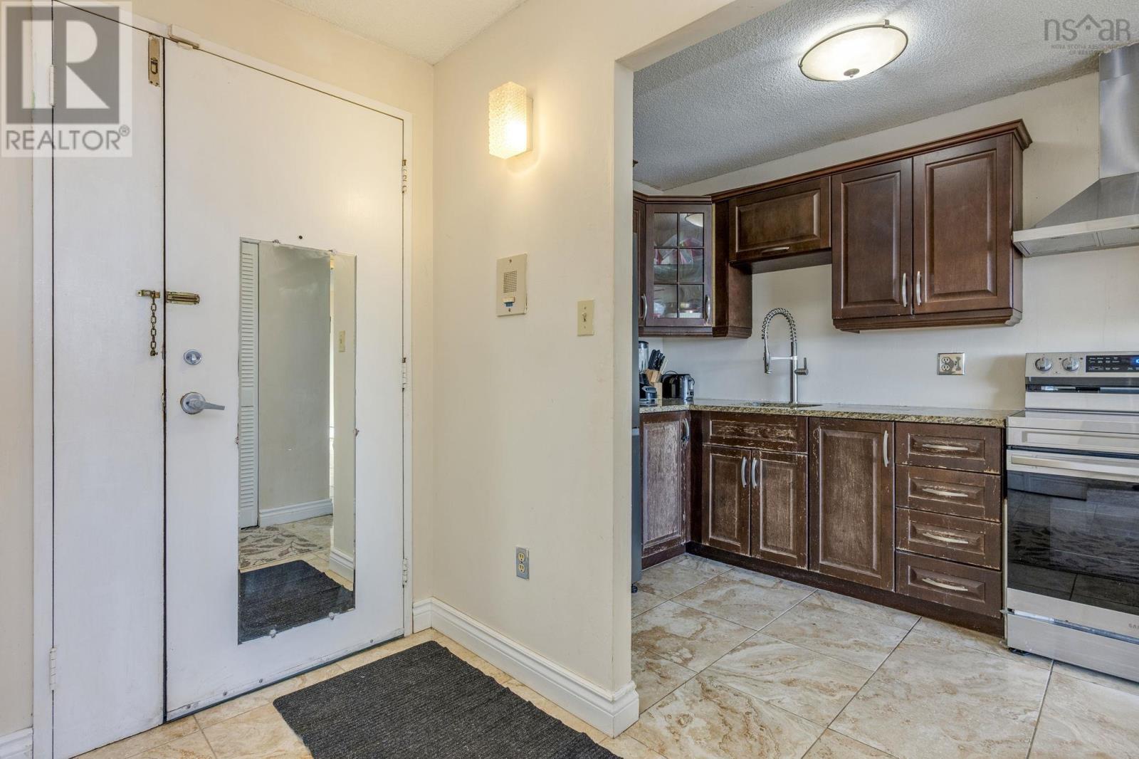 1503 6369 Coburg Road, photo 7