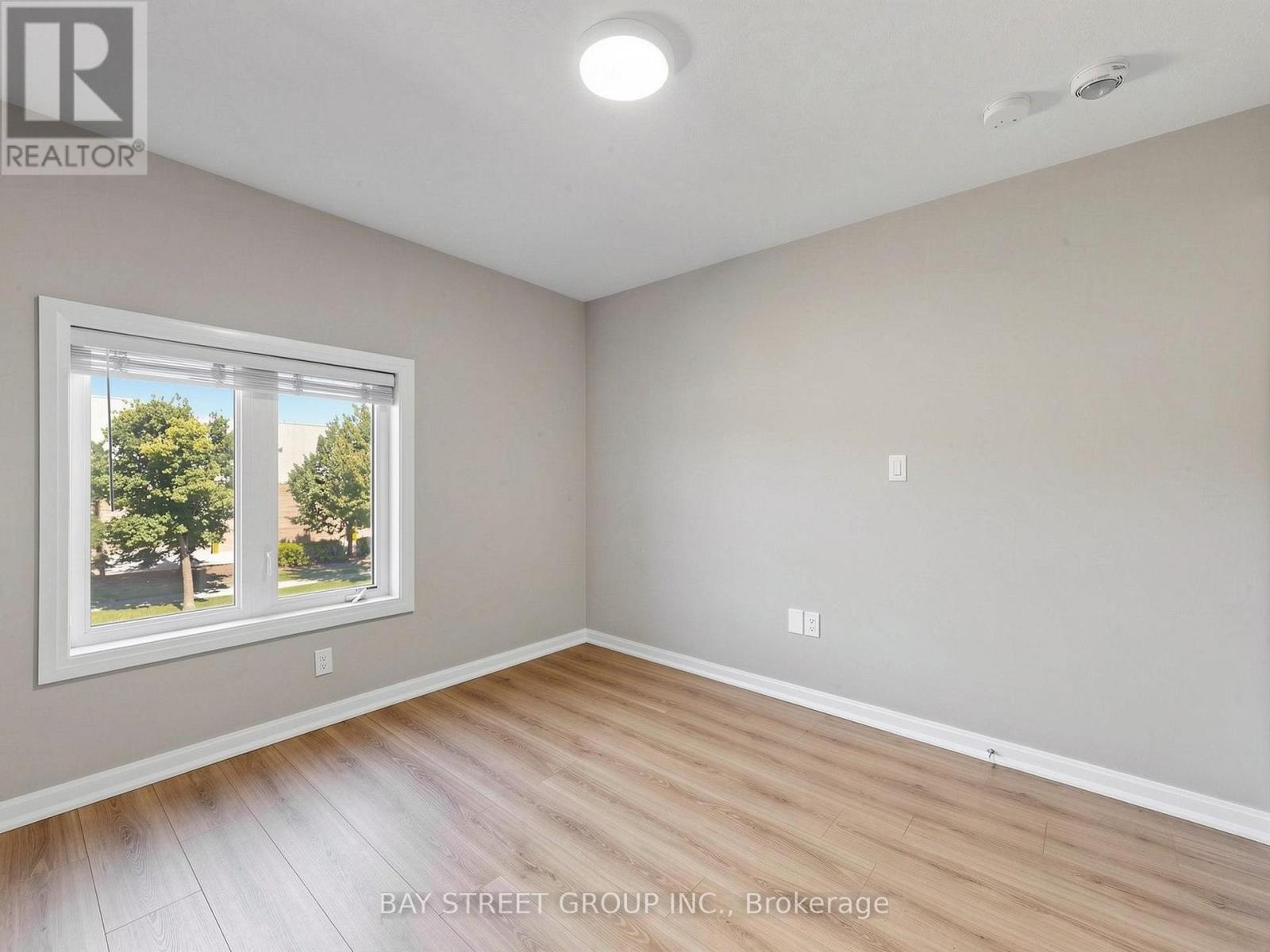 2 Longshore Way, Whitby, ON photo 27