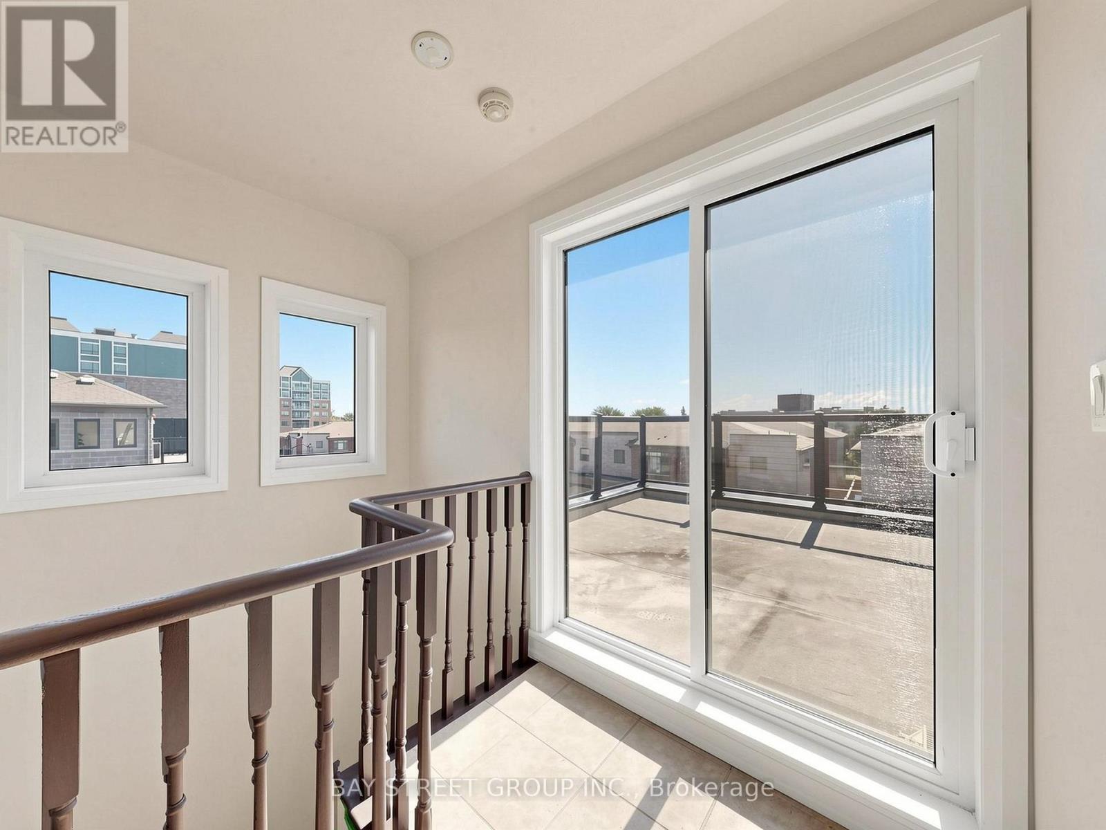 2 Longshore Way, Whitby, ON photo 30