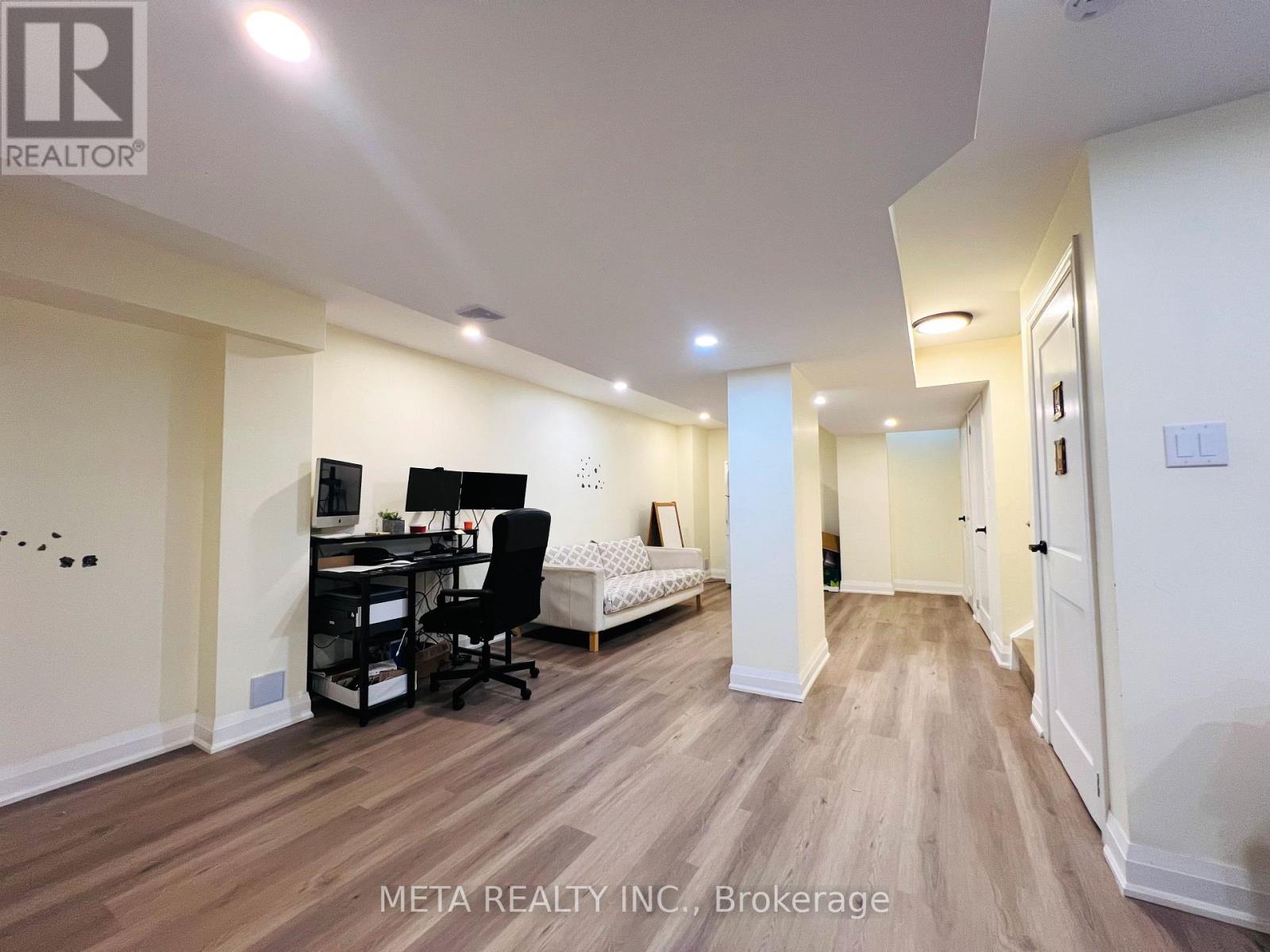39 Bayside Gate, Whitby, ON photo 24