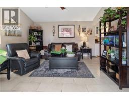 Family room - 5926 Broadway Rd, Nanaimo, BC V9V1E5 Photo 7