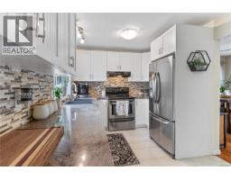 Kitchen - 5926 Broadway Rd, Nanaimo, BC V9V1E5 Photo 9