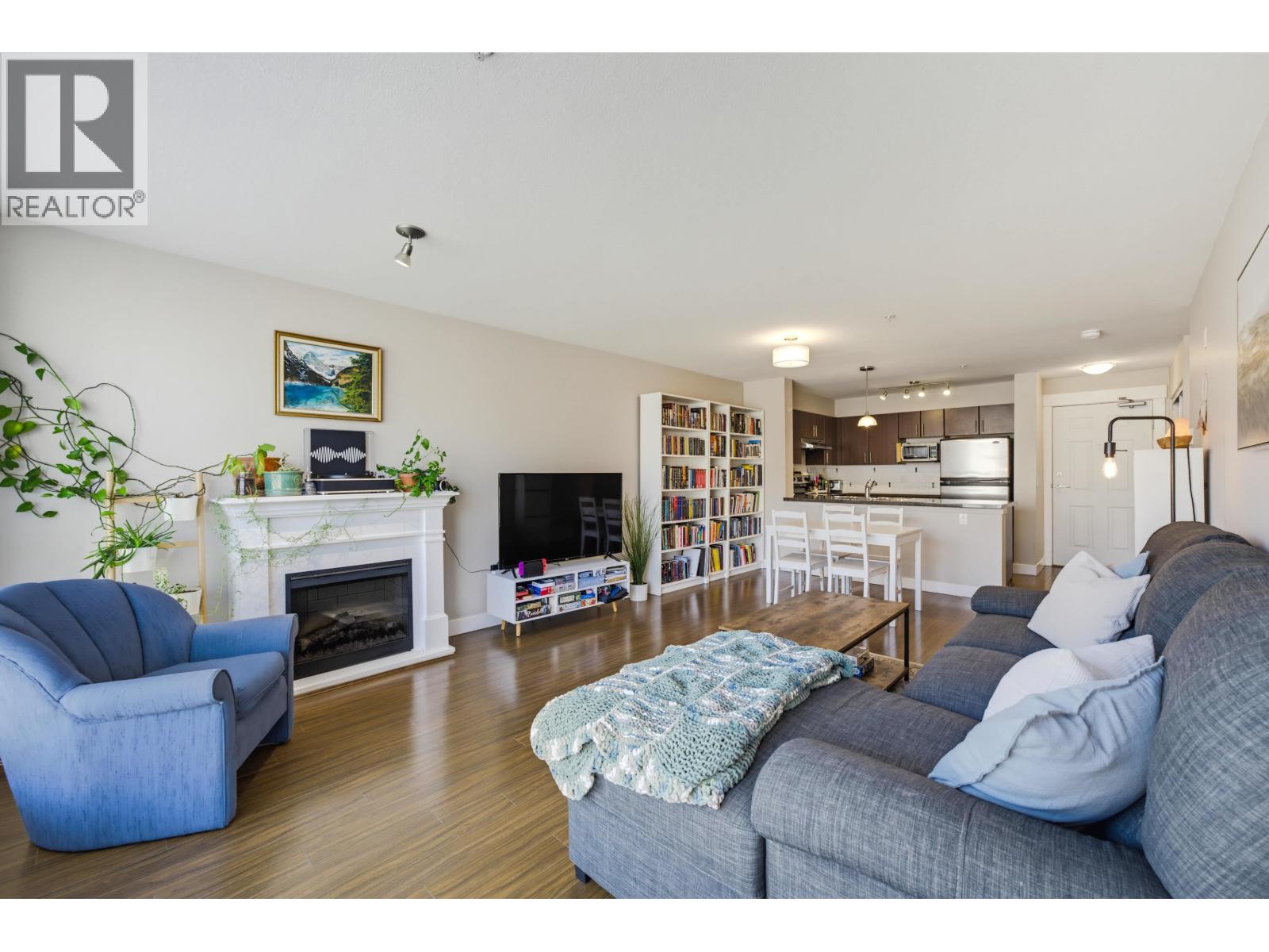 Photo of 327 12085 228 STREET 8