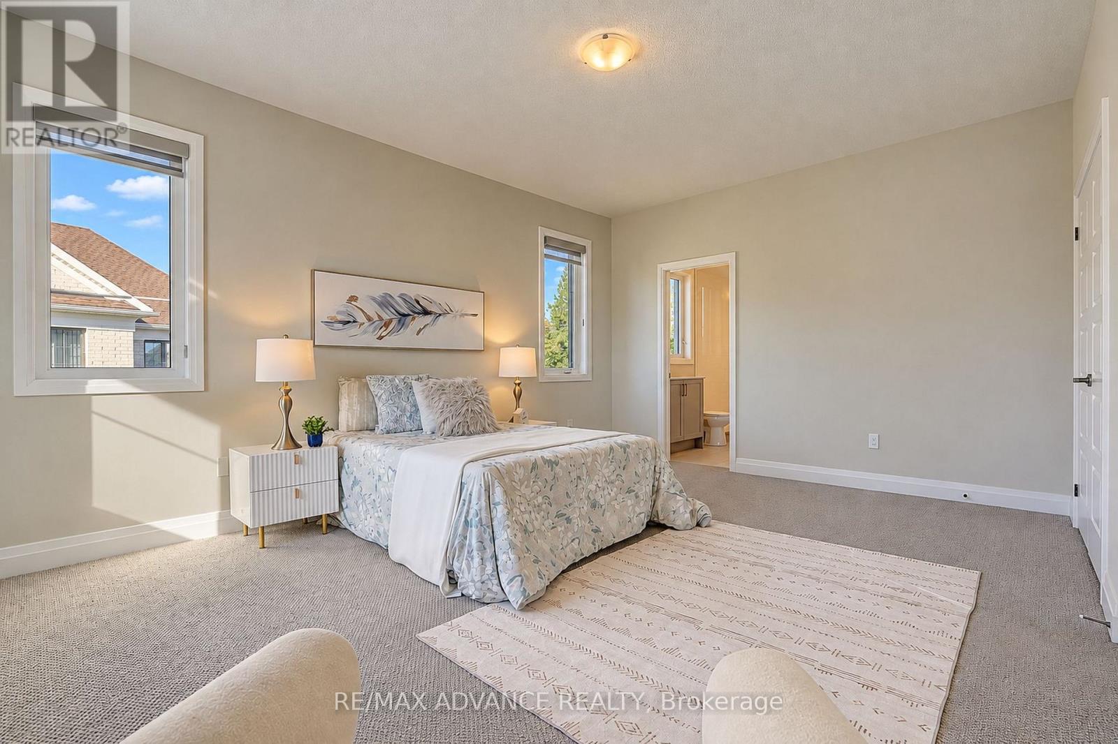 15 Kenneth Campbell Court, Aurora, ON photo 40