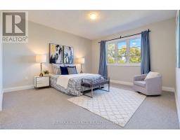 15 Kenneth Campbell Court, Aurora, ON L4G5Z4 Photo 34