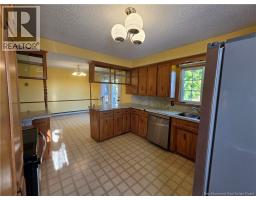 715 Clements Drive, photo 9