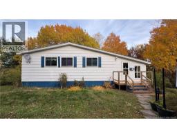 80 Taylor Lane, photo 3