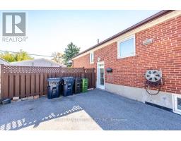 Main - 79 Clearbrooke Circle, Toronto, ON M9W2E6 Photo 29
