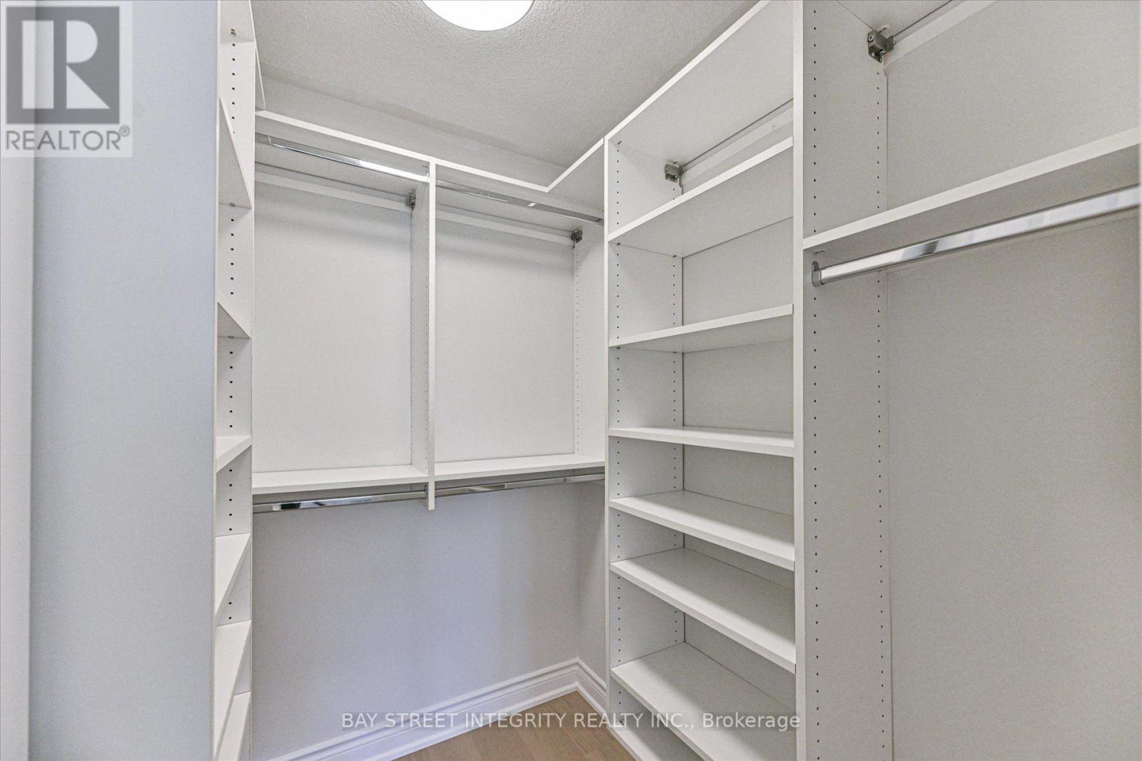 1225 Winterbourne Drive, Oakville, ON photo 28