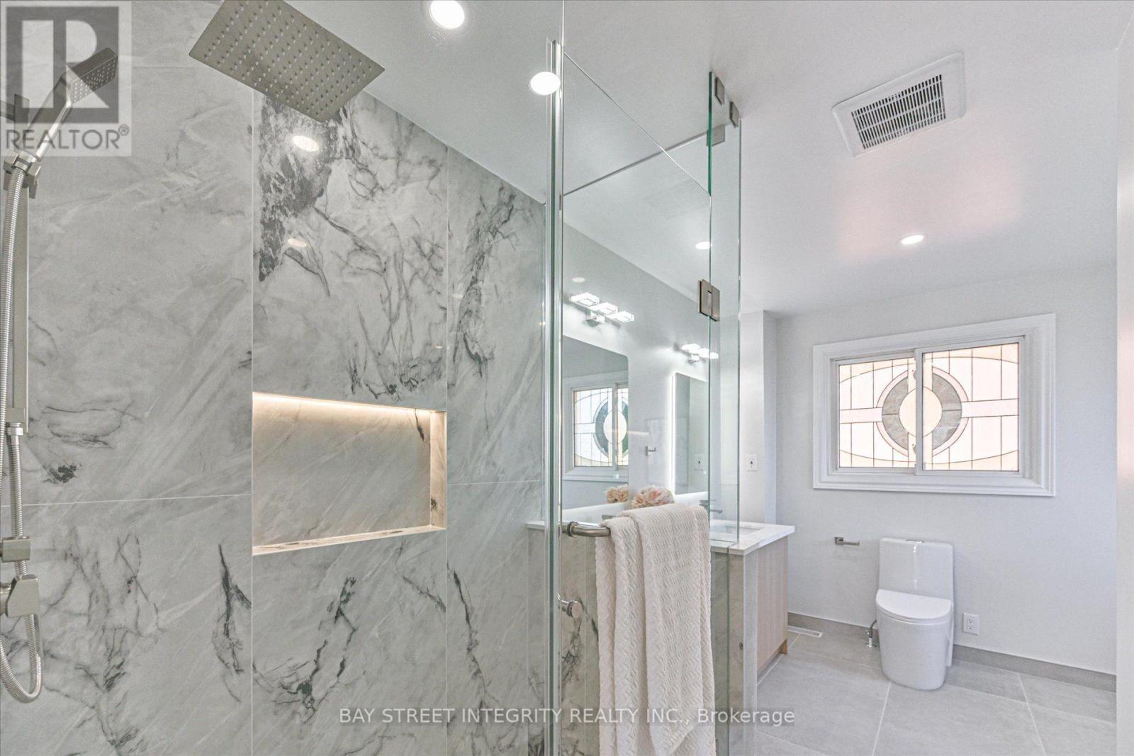 1225 Winterbourne Drive, Oakville, ON photo 29