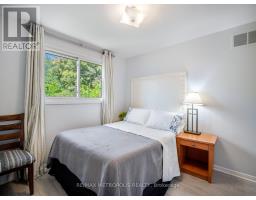 144 All Saints Crescent, Oakville, ON L6J5Y8 Photo 34