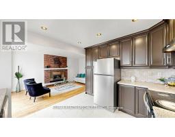 Kitchen - 59 Sunforest Drive, Brampton, ON L6Z2W7 Photo 11