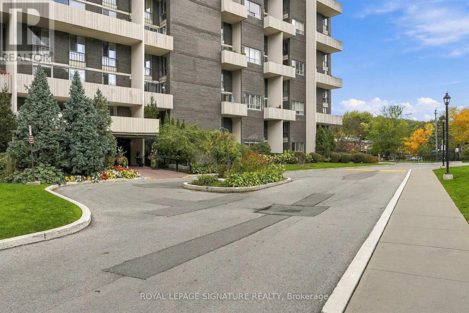 419- 35 Ormskirk Avenue, Toronto, ON photo 43