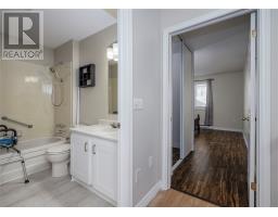 49 Lanse Aux Meadows Crescent thumbnail 17