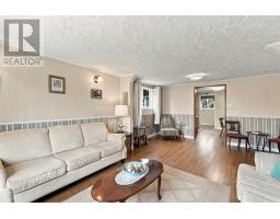 207 Main Road thumbnail 17