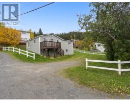 207 Main Road thumbnail 2