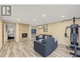 82 Highland Drive thumbnail 32