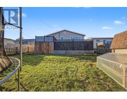 82 Highland Drive thumbnail 42