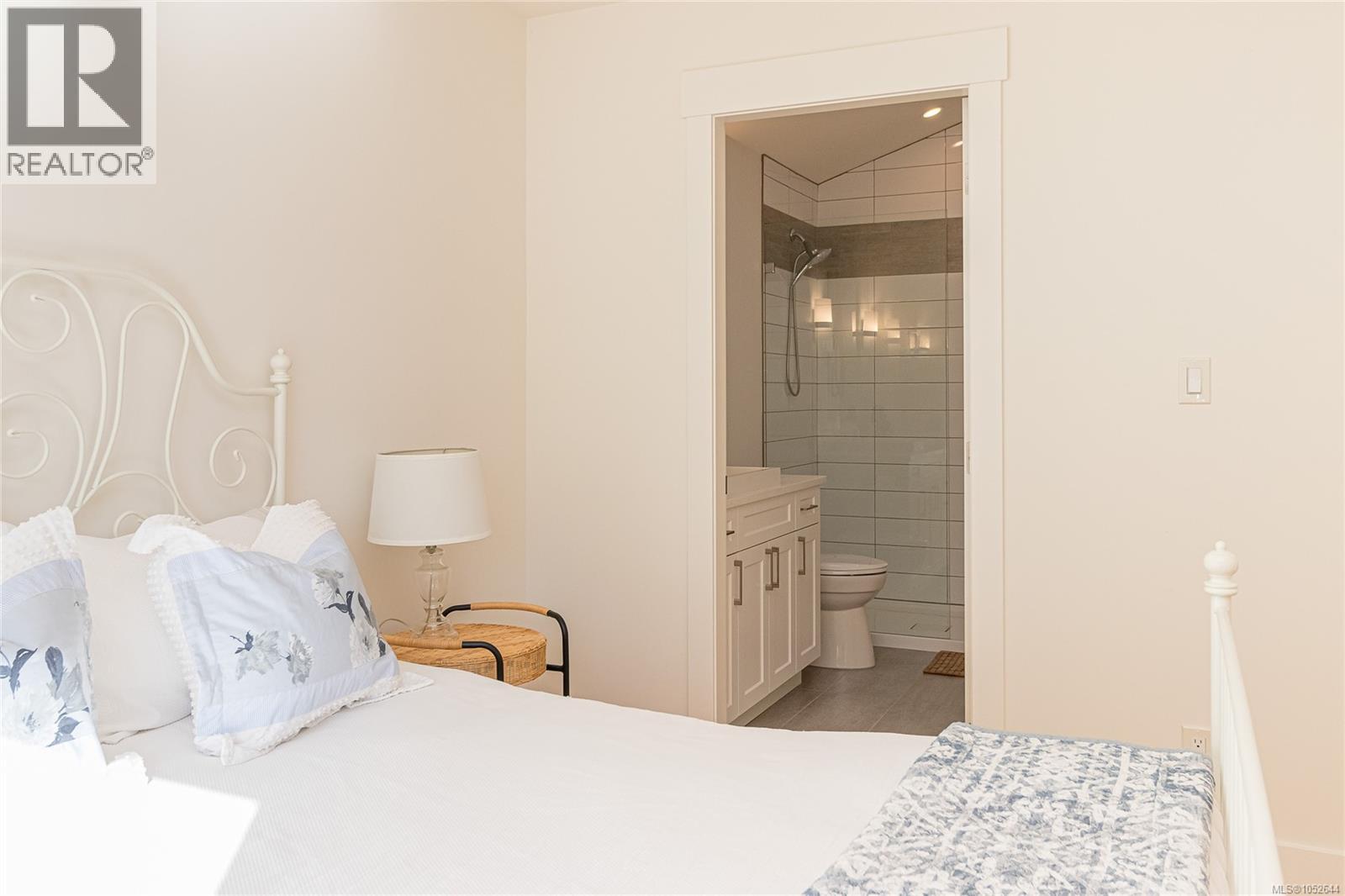 672 Mill Bay Pl - 37