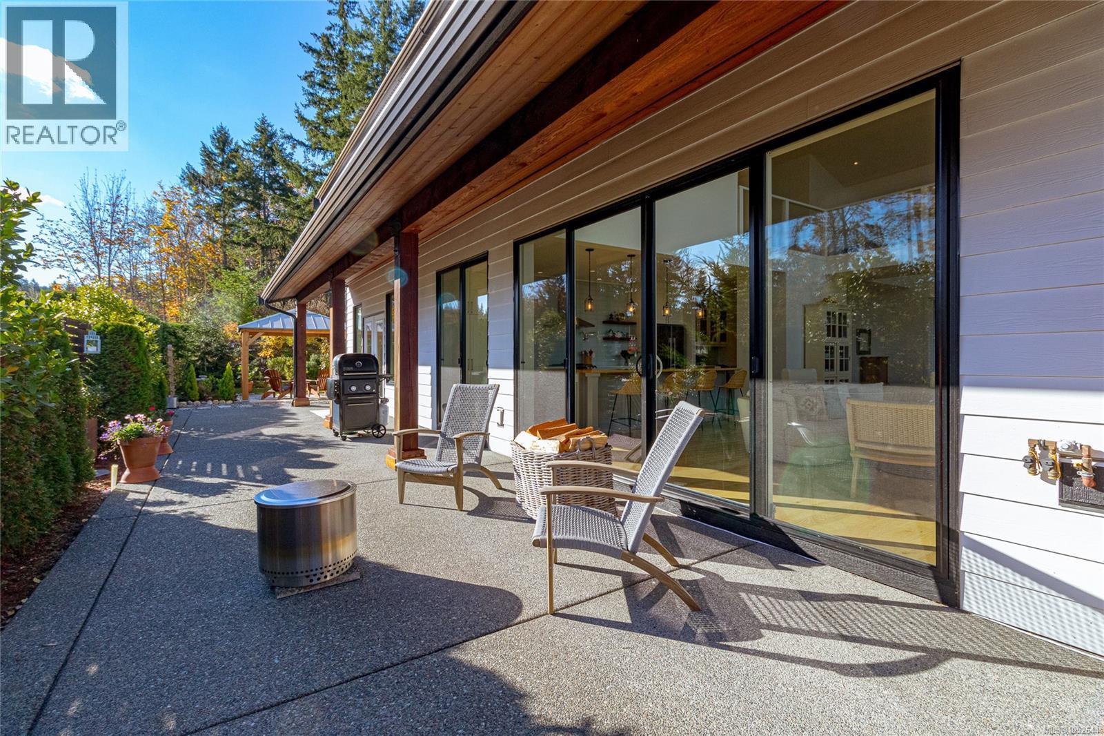 672 Mill Bay Pl, Mill Bay - Image 1