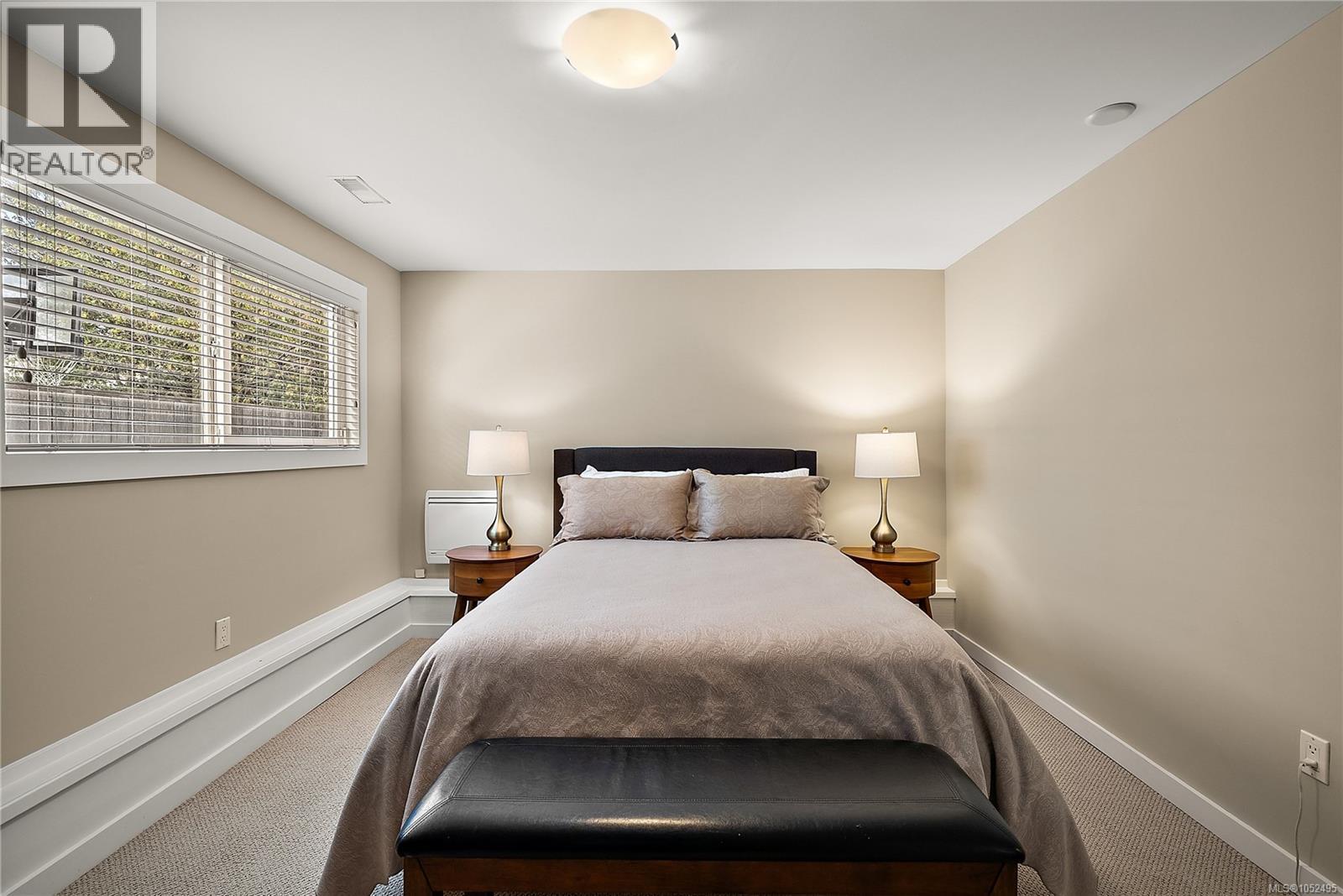 453 Monterey Ave - 20