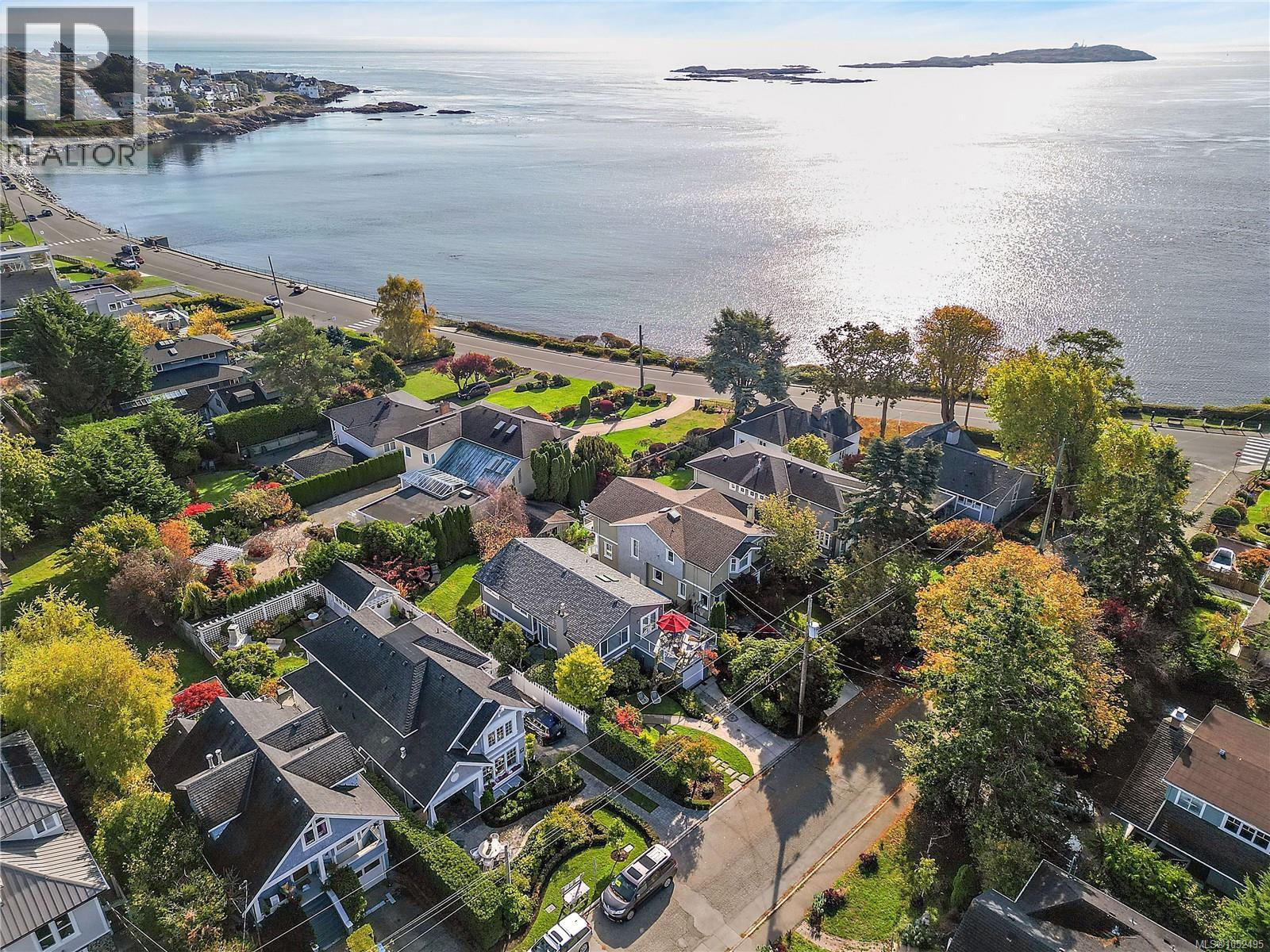453 Monterey Ave - 37