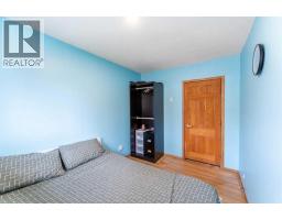 2018 Cottonwood Crescent Se, Calgary, AB T2B1T1 Photo 14