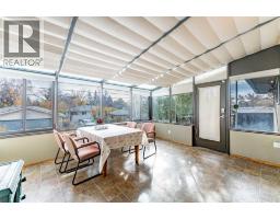 3pc Bathroom - 2018 Cottonwood Crescent Se, Calgary, AB T2B1T1 Photo 8