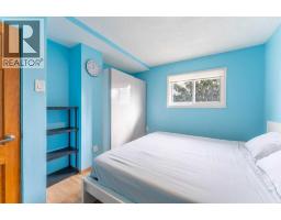 2018 Cottonwood Crescent Se, Calgary, AB T2B1T1 Photo 15