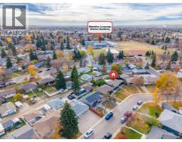 2018 Cottonwood Crescent Se, Calgary, AB T2B1T1 Photo 32
