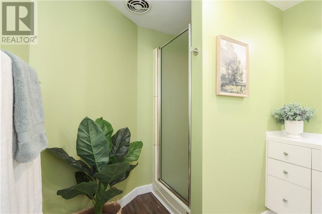 885 Adelaide Street - 37