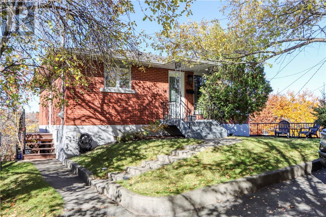 885 Adelaide Street - 52