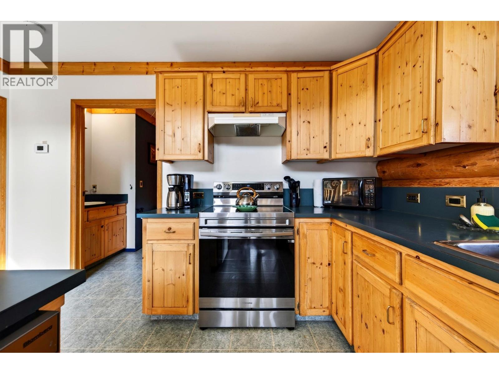 2405 95 Highway - 36
