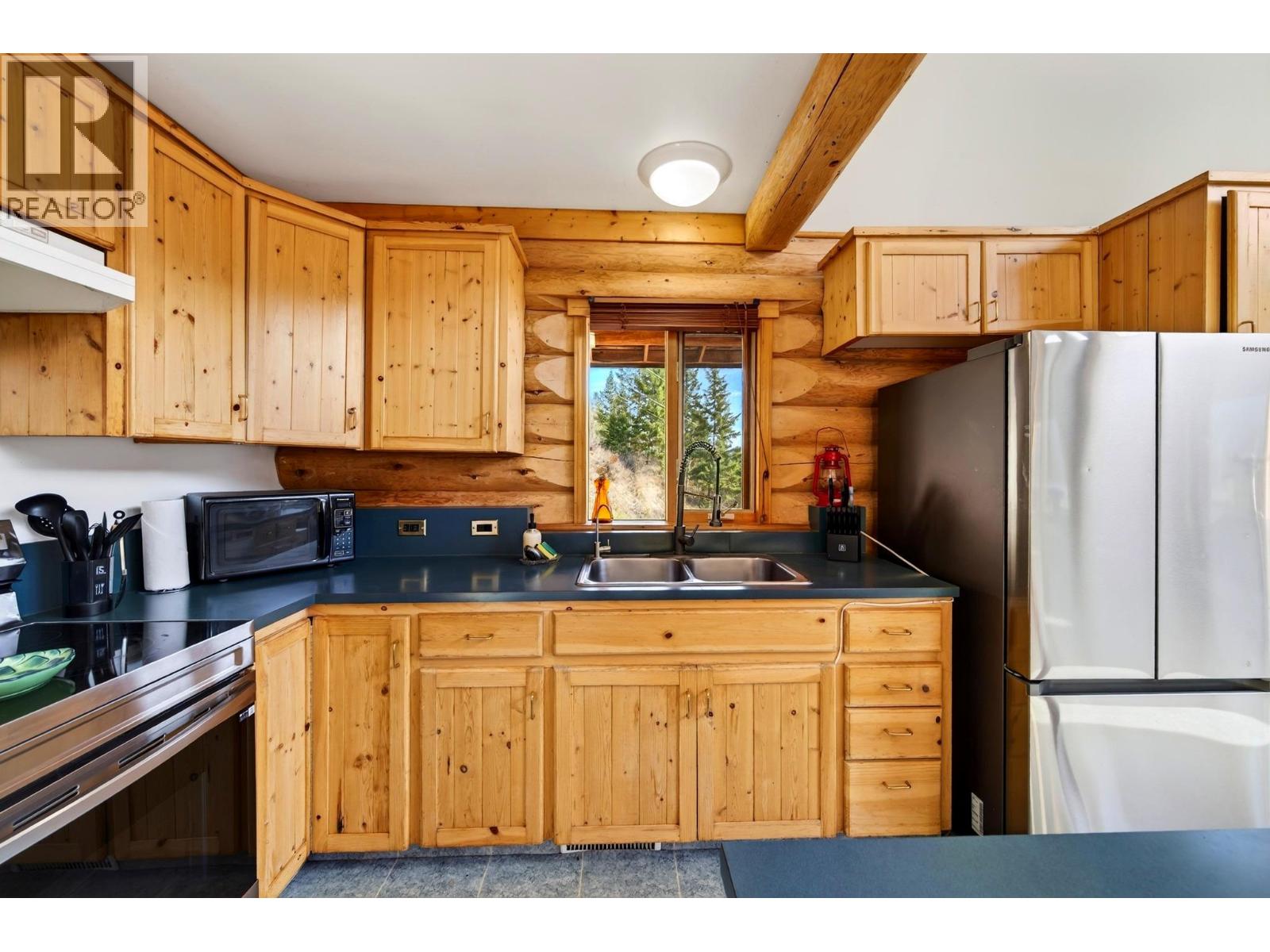 2405 95 Highway - 34