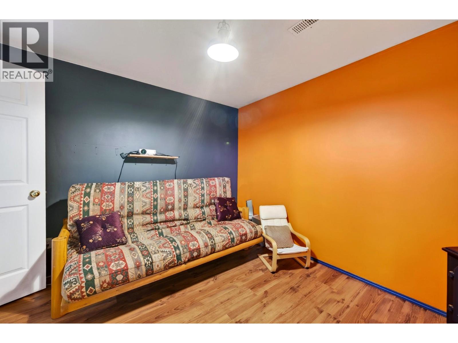 2405 95 Highway - 55