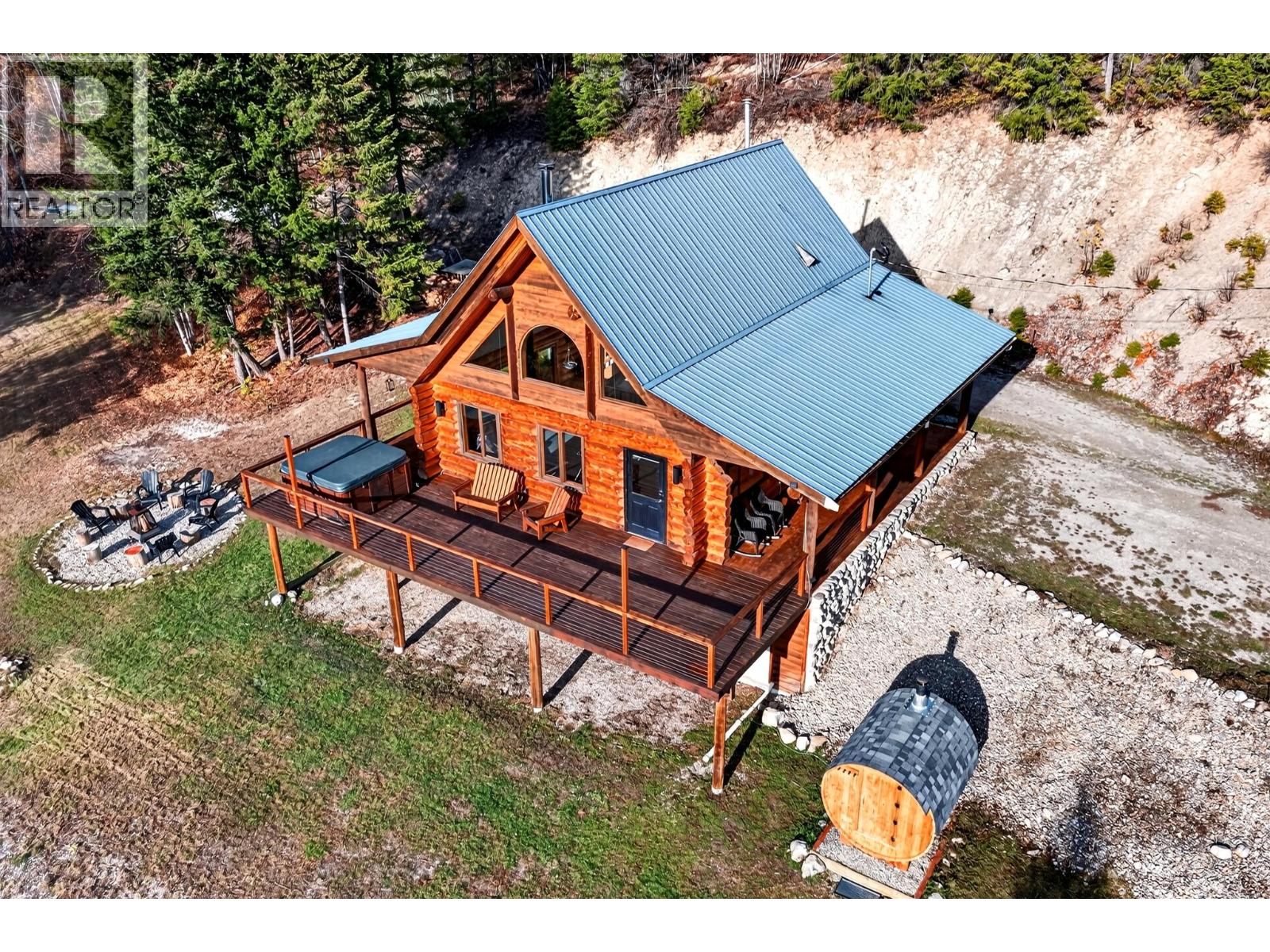 2405 95 Highway - 63