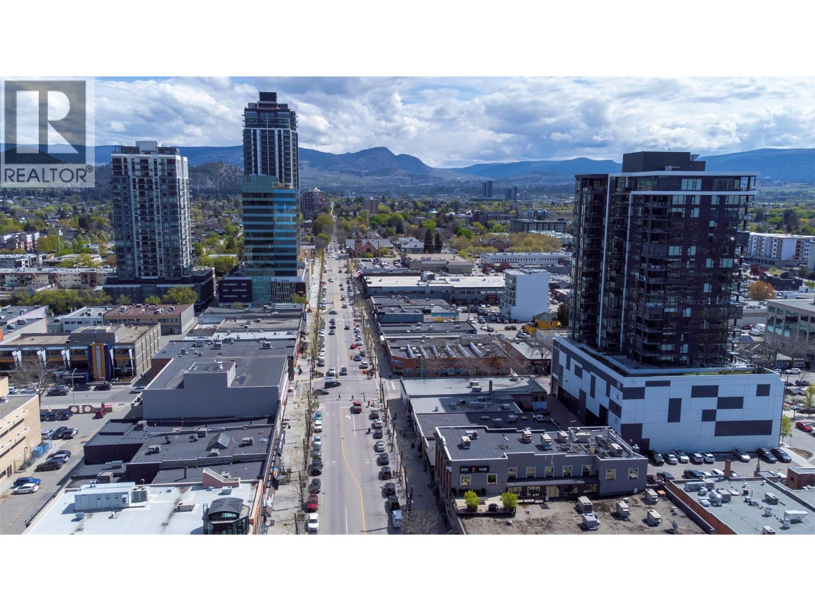  453 Bernard Avenue, Kelowna