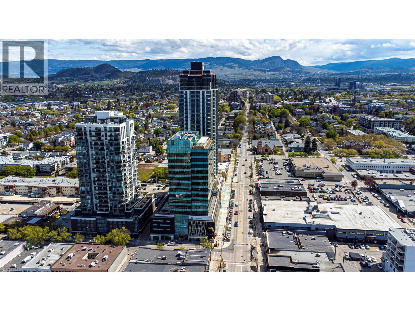  453 Bernard Avenue, Kelowna