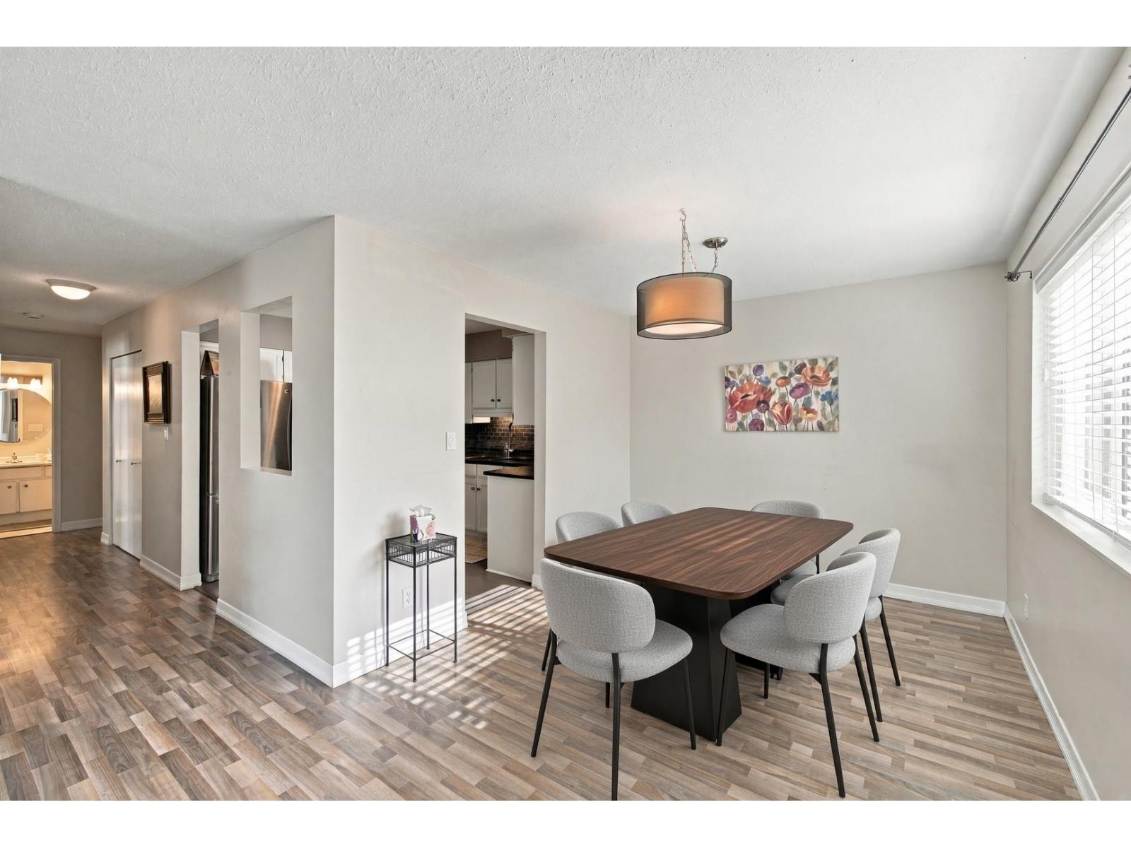 212 32040 TIMS AVENUE, Abbotsford - Image 1