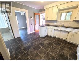 414 Young Street, Bienfait, SK S0C0M0 Photo 8