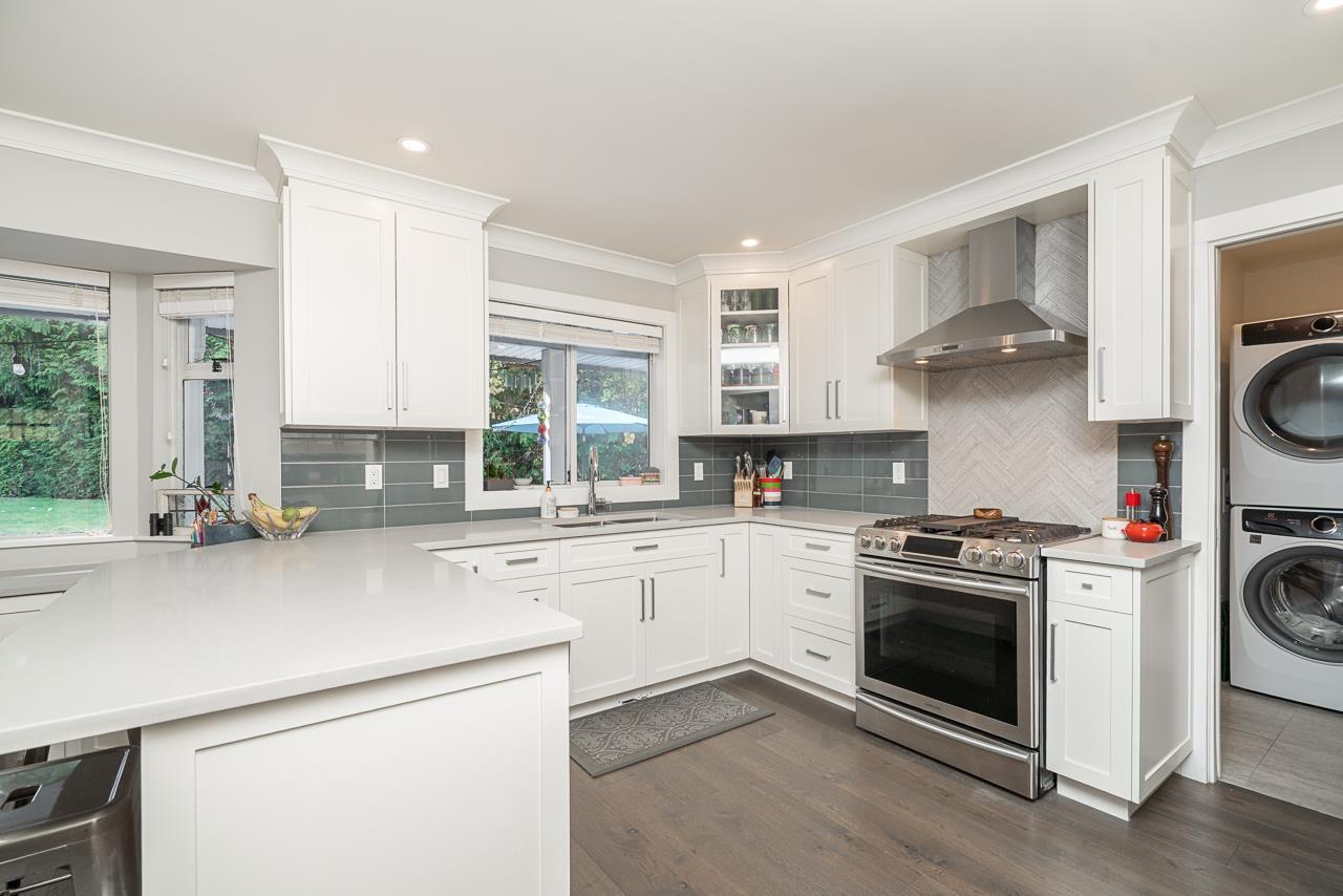 Photo of 6143 KILLARNEY DRIVE 7