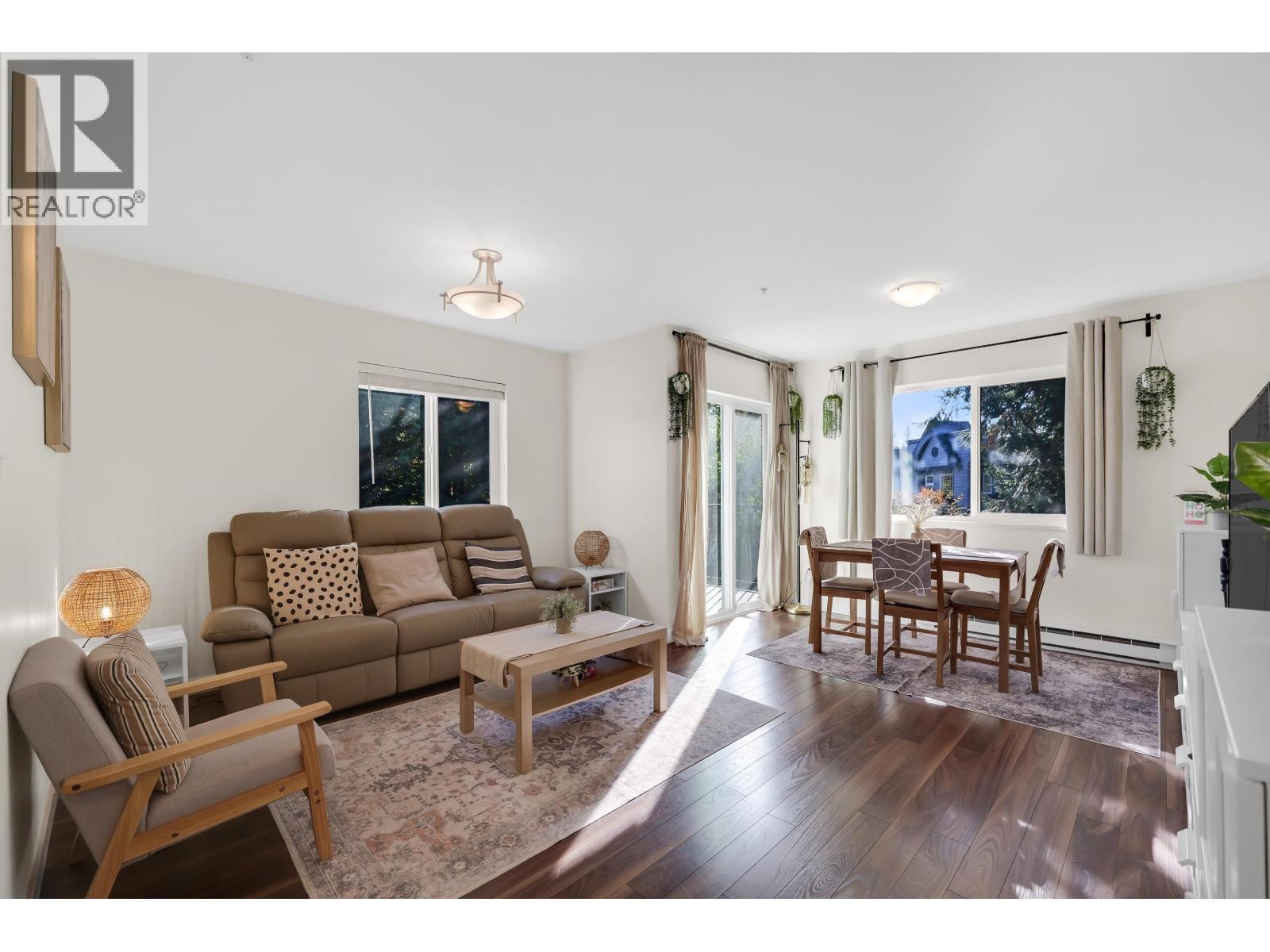 Photo of B307 40120 WILLOW CRESCENT 14