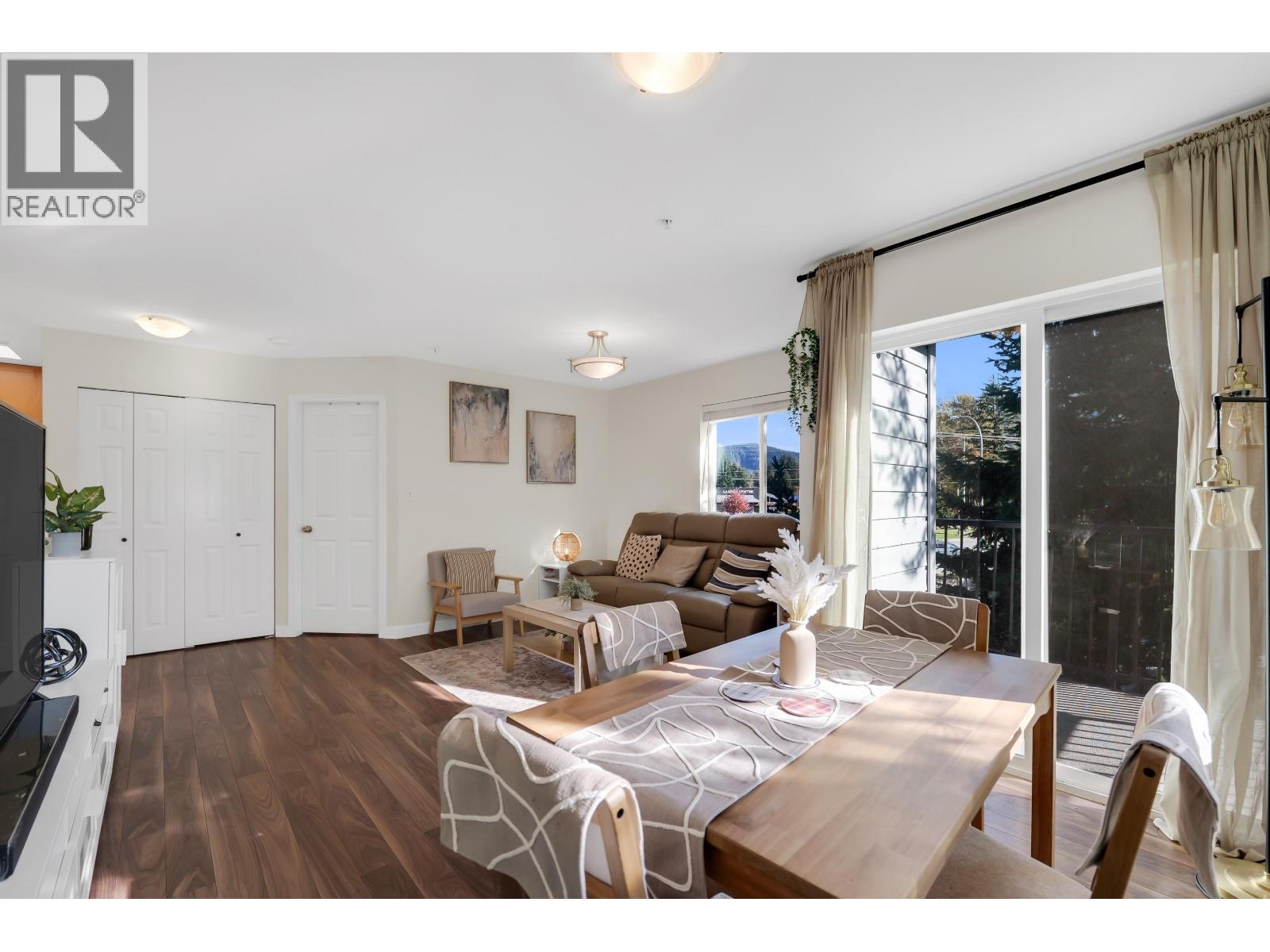 Photo of B307 40120 WILLOW CRESCENT 15